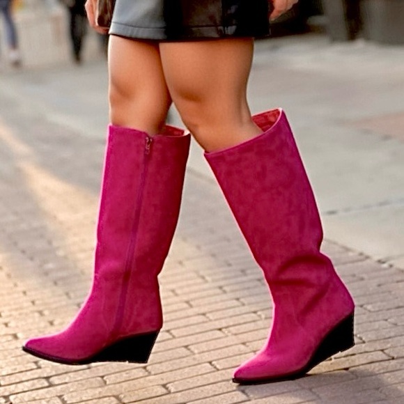 NWT Wide calf + extra wide width burgundy boots - Picture 11 of 11